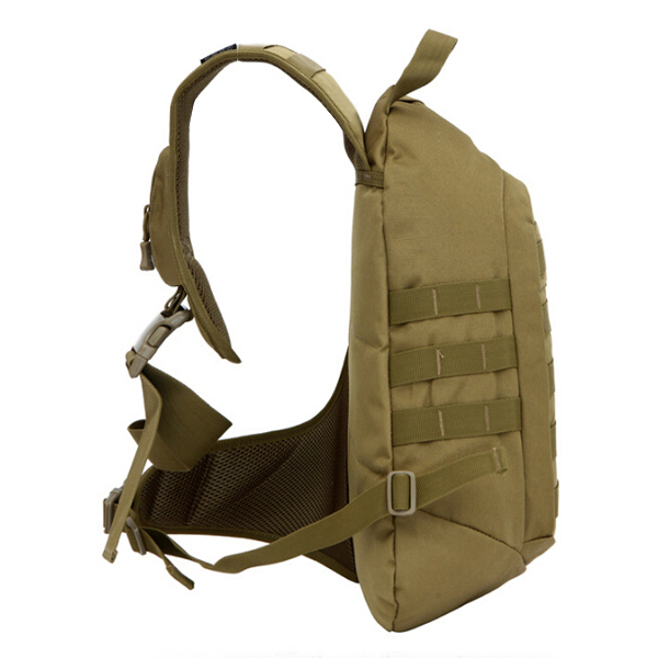 Men's Outdoor Camouflage Bag Large Capacity Chest Bag Messenger—5